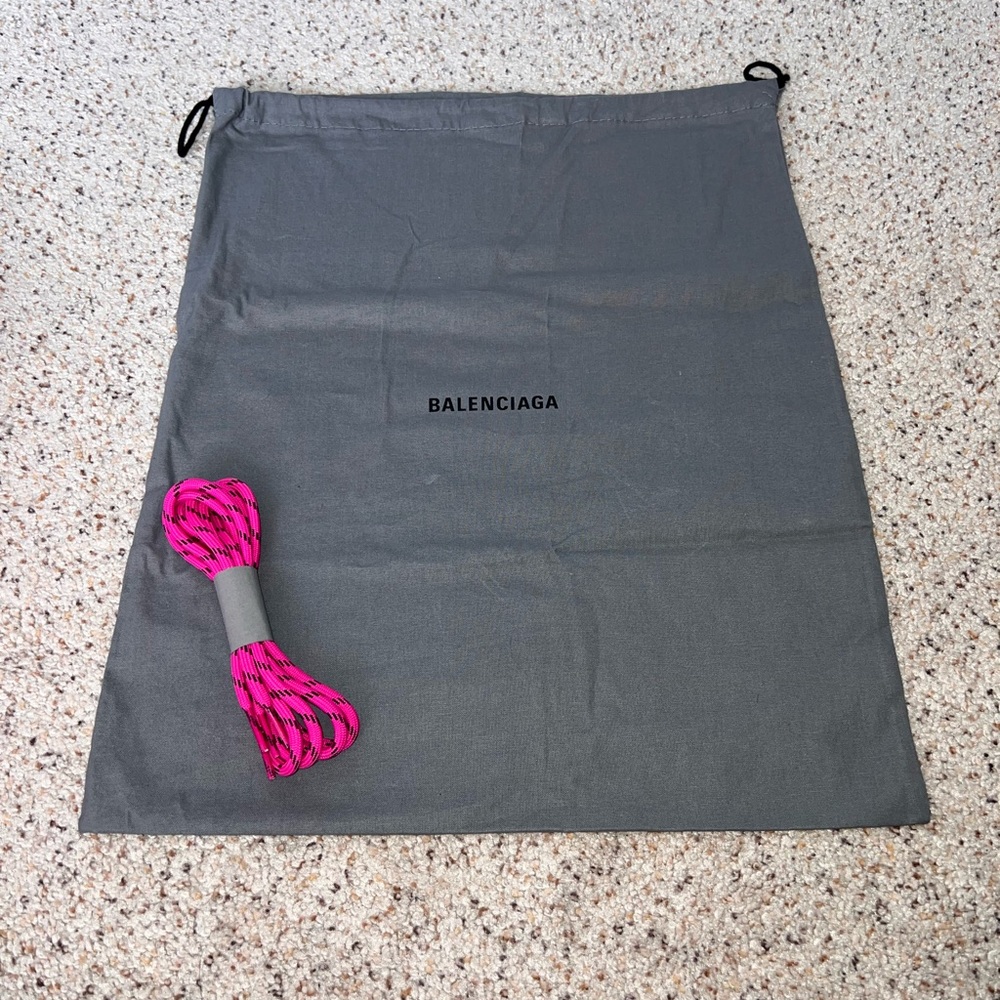 Balenciaga Triple S clear sole sneaker in fuchsia pink size EU39 US9 Authentic. - Picture 7 of 11